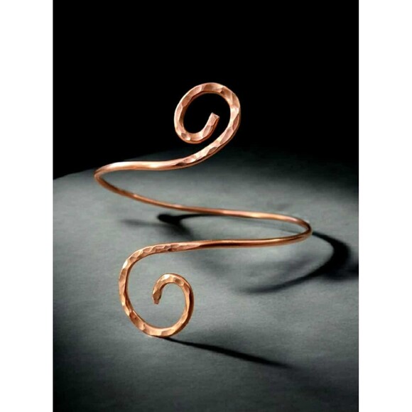 Hammered Copper Wire Cuff Bracelet, One Size, Adjustable, Upcycled Jewelry - Picture 3 of 8